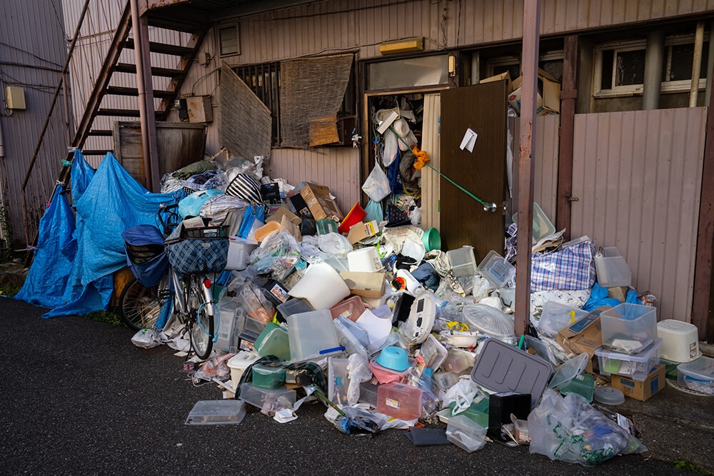 岡山のゴミ屋敷、汚部屋の片付け・清掃業者ならやくだち隊