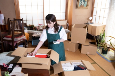 遺品整理はいつから？時期と片付け方を解説